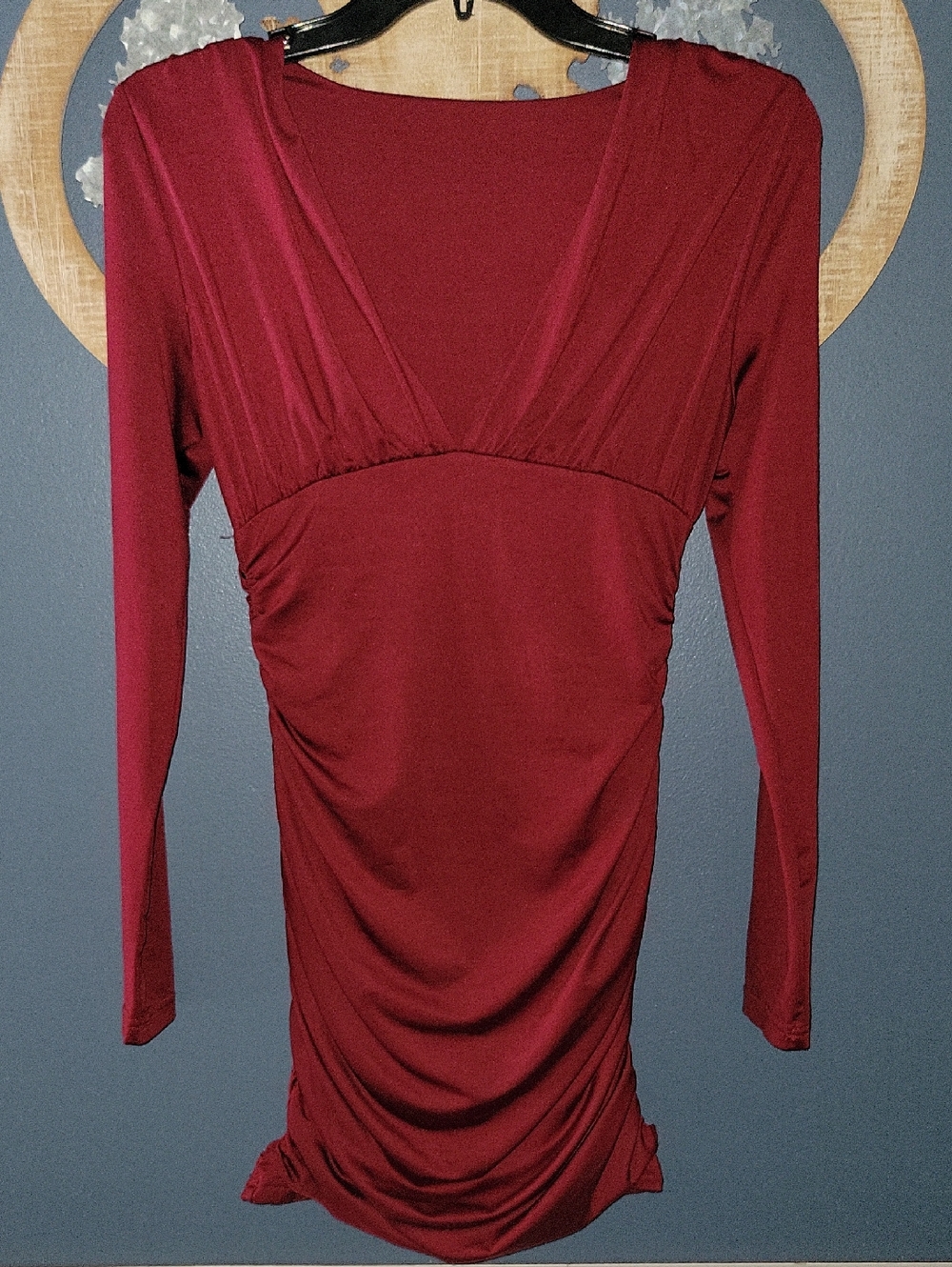 Deep V Long Sleeve Ruched Dress - Wine Color. Sz Small. Stretchy.